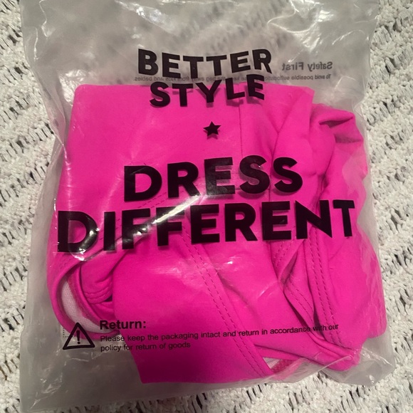 NEW Women's High Cut Low Back One Piece Swimsuit - Picture 6 of 7